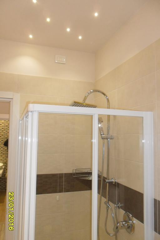 Location Lory Hotel Busto Arsizio Exterior photo