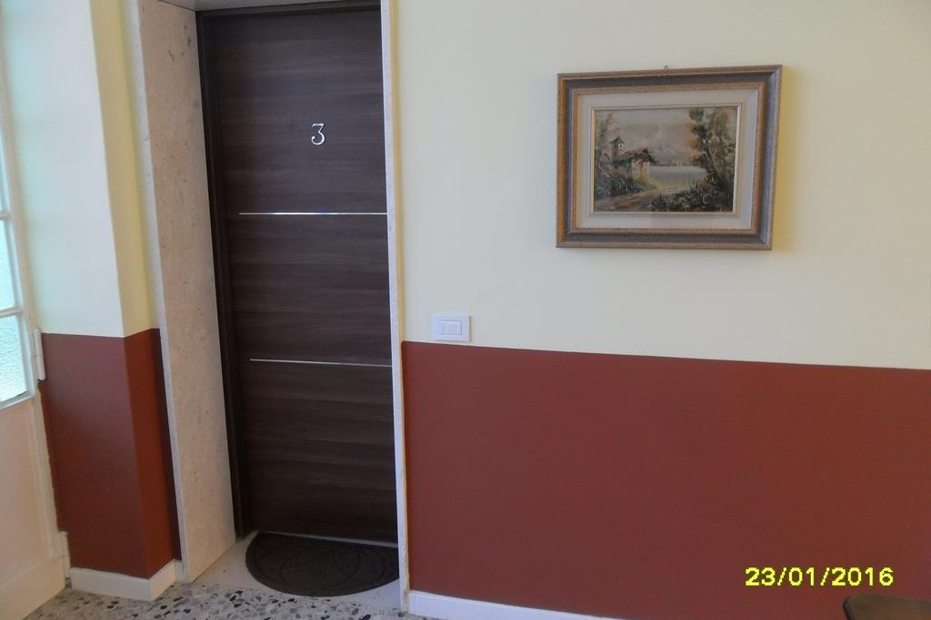 Location Lory Hotel Busto Arsizio Exterior photo