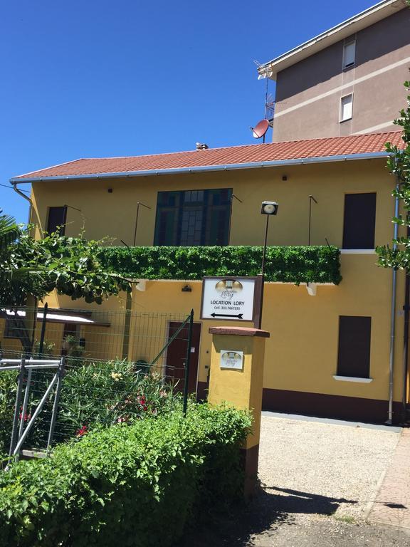 Location Lory Hotel Busto Arsizio Exterior photo