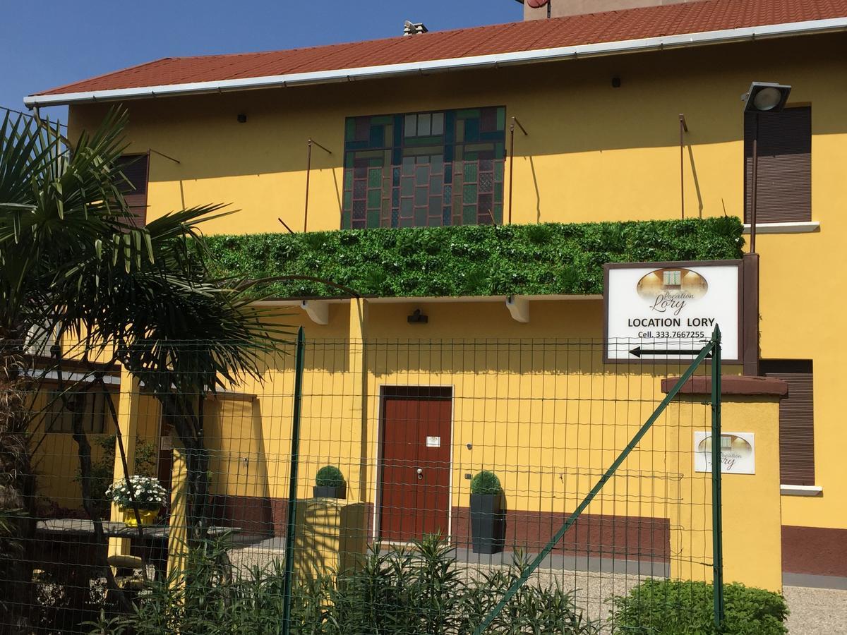Location Lory Hotel Busto Arsizio Exterior photo